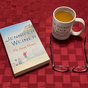 BOOK: 𝐹𝐿𝑌 𝐴𝑊𝐴𝑌 𝐻𝑂𝑀𝐸 by Jennifer Weiner